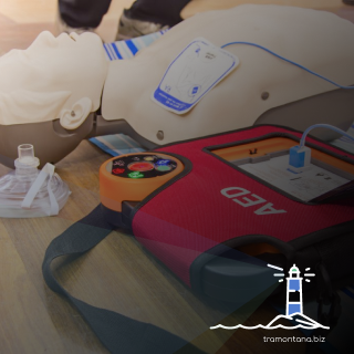 Сердечно-легочная реанимация с дефибриллятором — CPR & AED